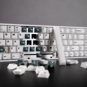 Akko MOD68 HE bela žična Hall Effect gejming tastatura sa izvađenim magnetnim prekidačima